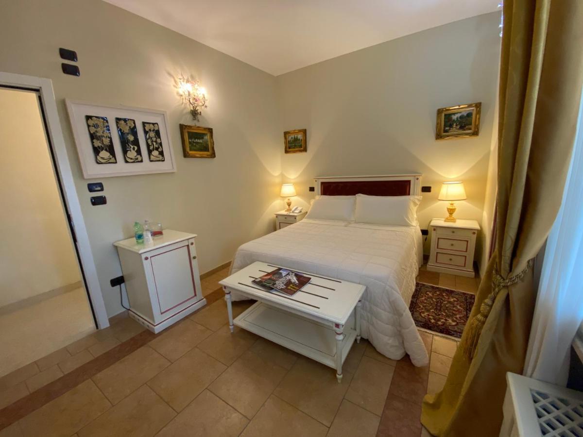 קוטרופיאנו Sangiorgio Resort & Spa מראה חיצוני תמונה