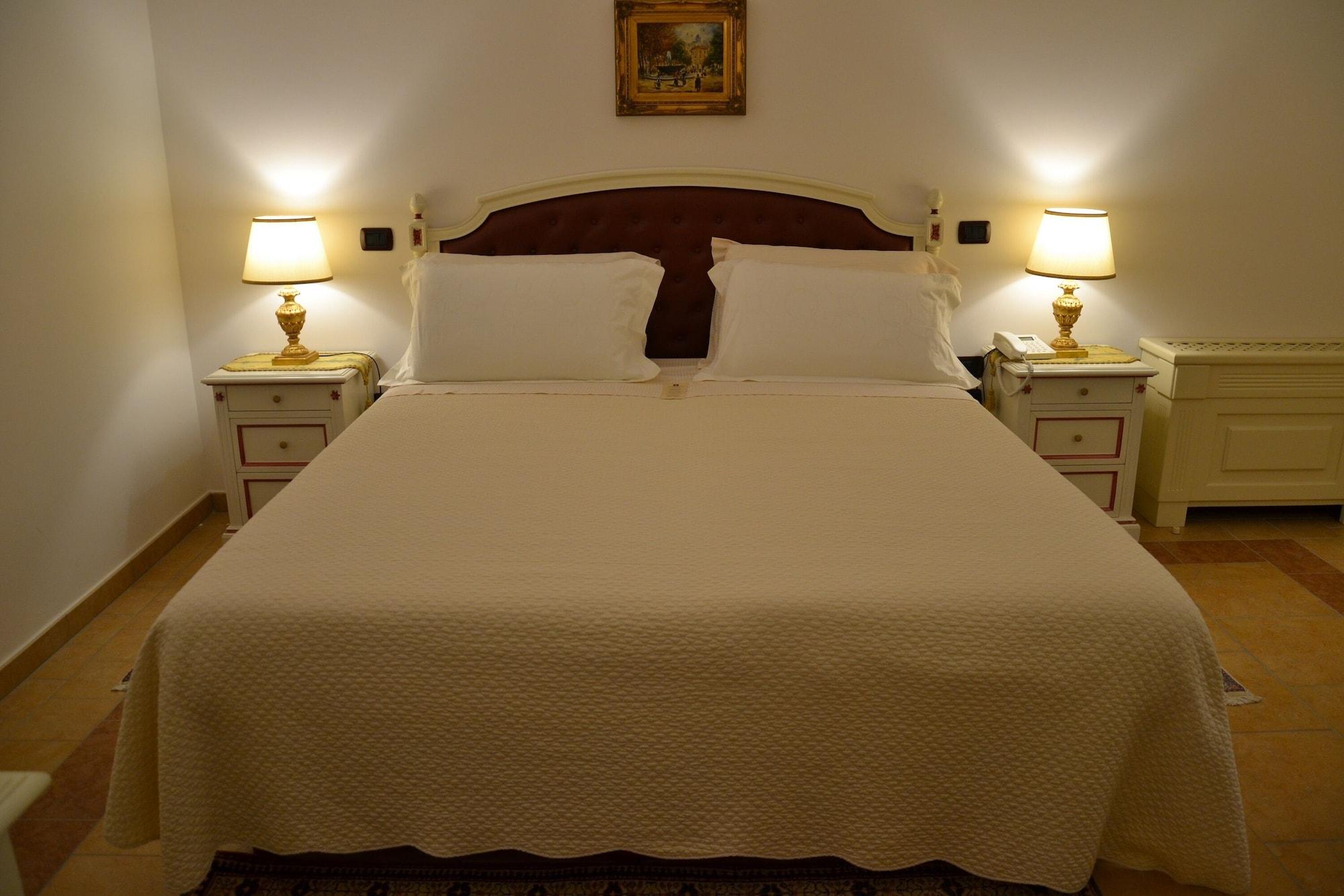 קוטרופיאנו Sangiorgio Resort & Spa מראה חיצוני תמונה