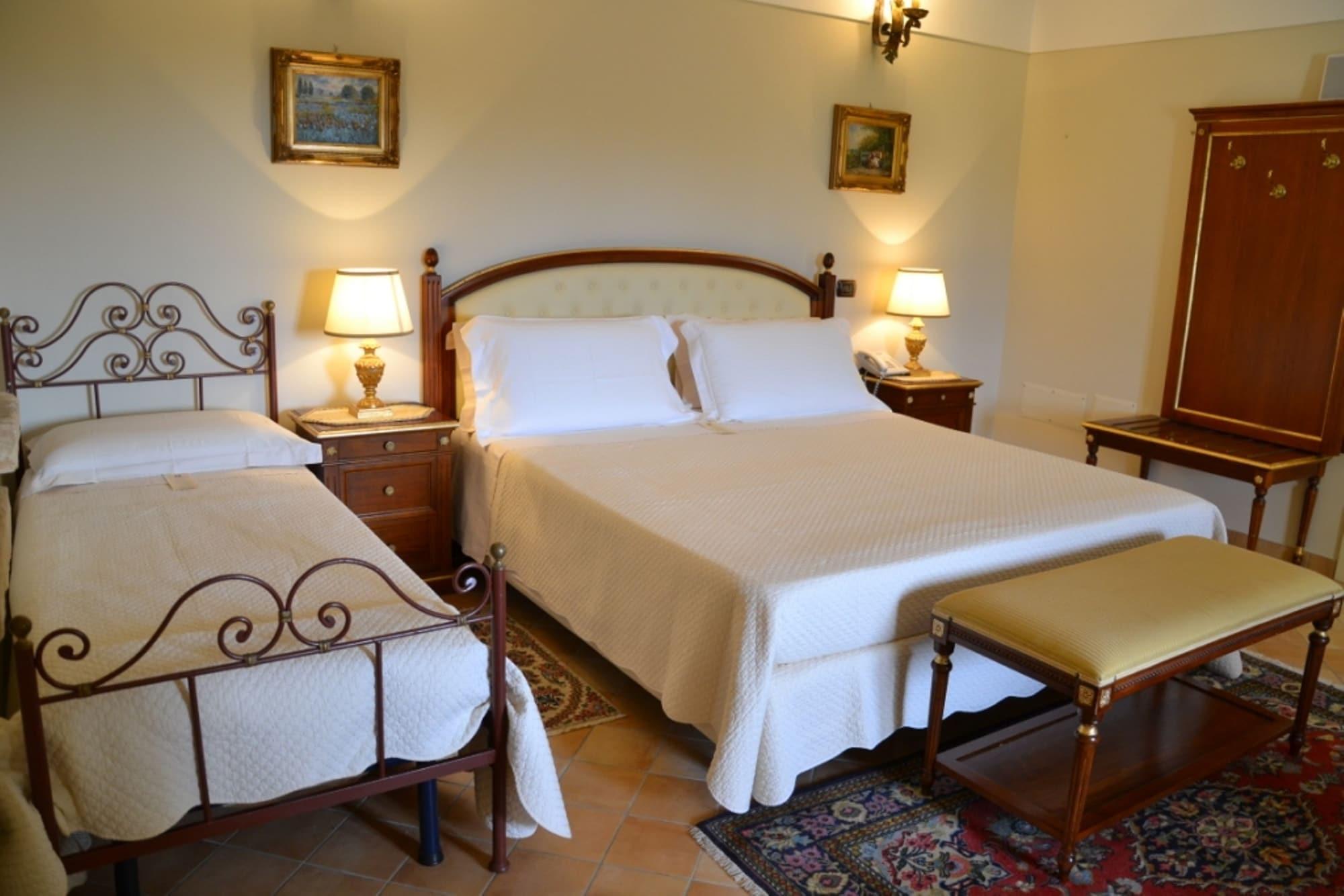 קוטרופיאנו Sangiorgio Resort & Spa מראה חיצוני תמונה