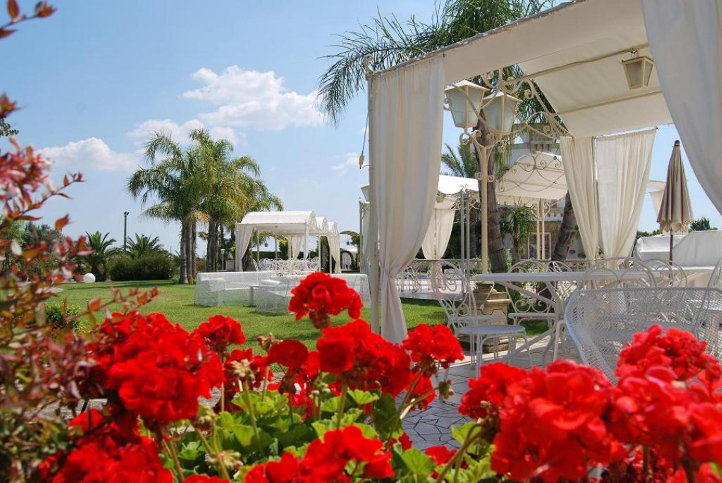 קוטרופיאנו Sangiorgio Resort & Spa מראה חיצוני תמונה
