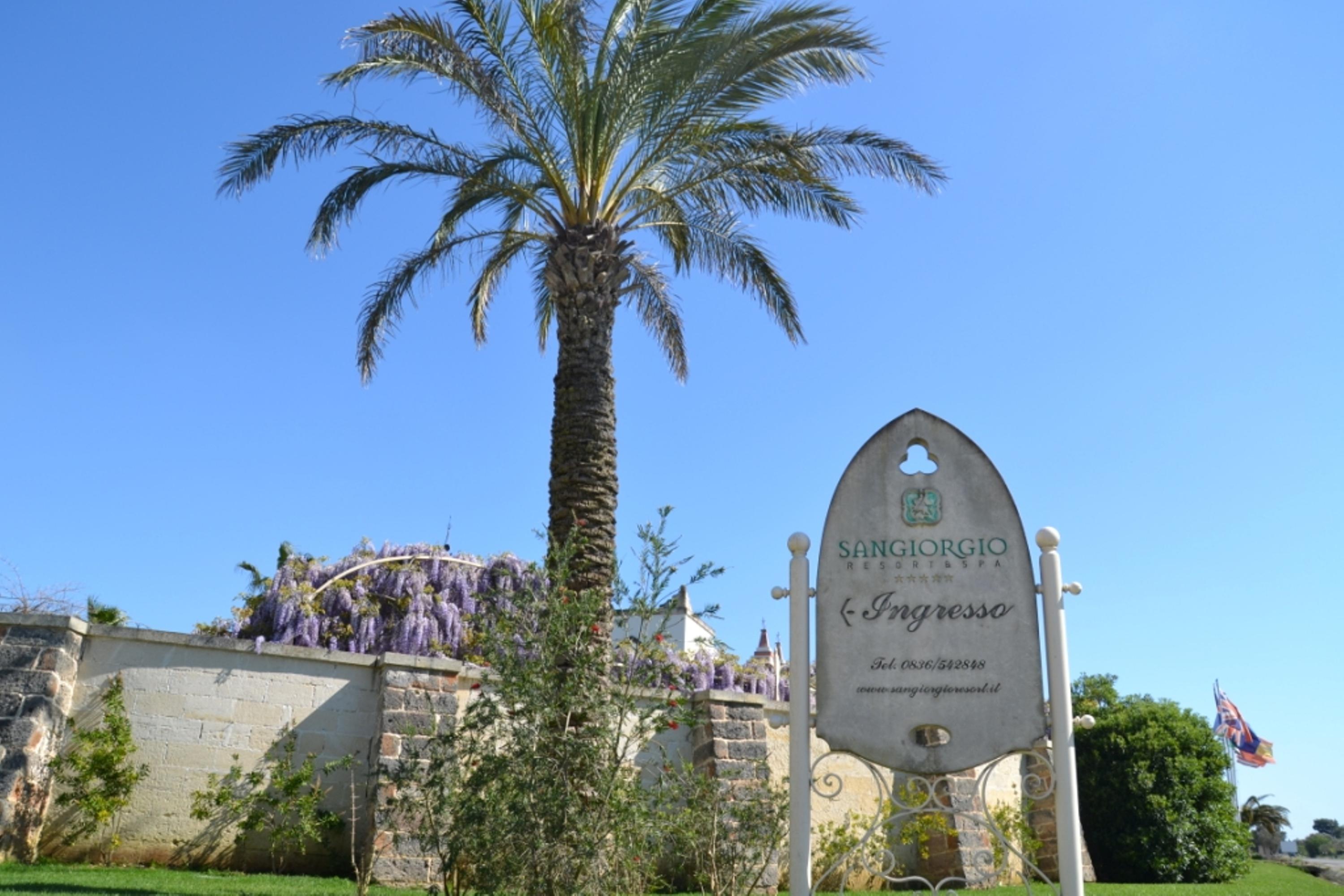 קוטרופיאנו Sangiorgio Resort & Spa מראה חיצוני תמונה